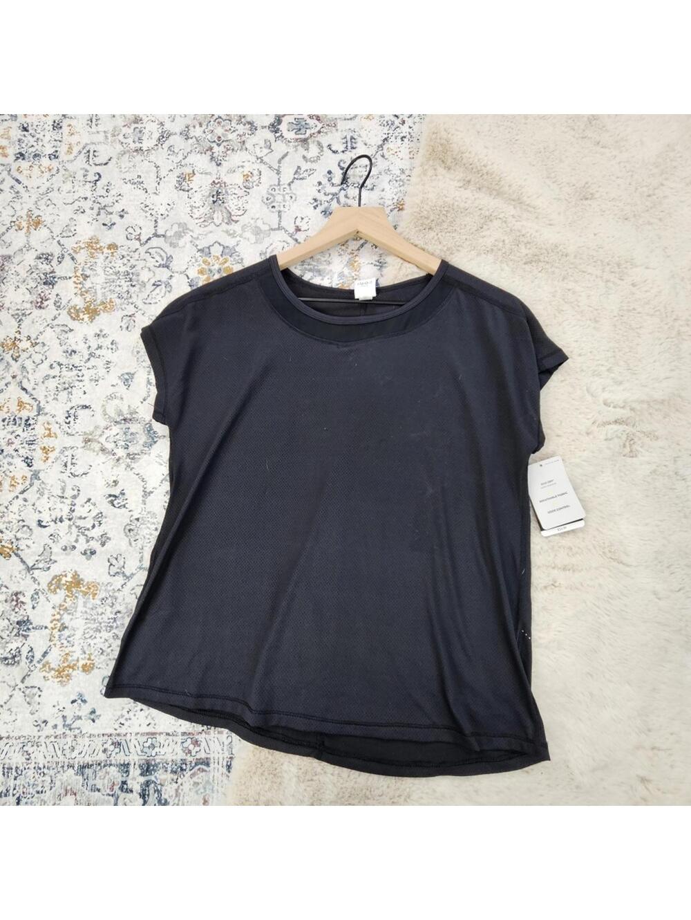 C9 by Champion Black Short Sleeve Athletic Top Women Small BNWT